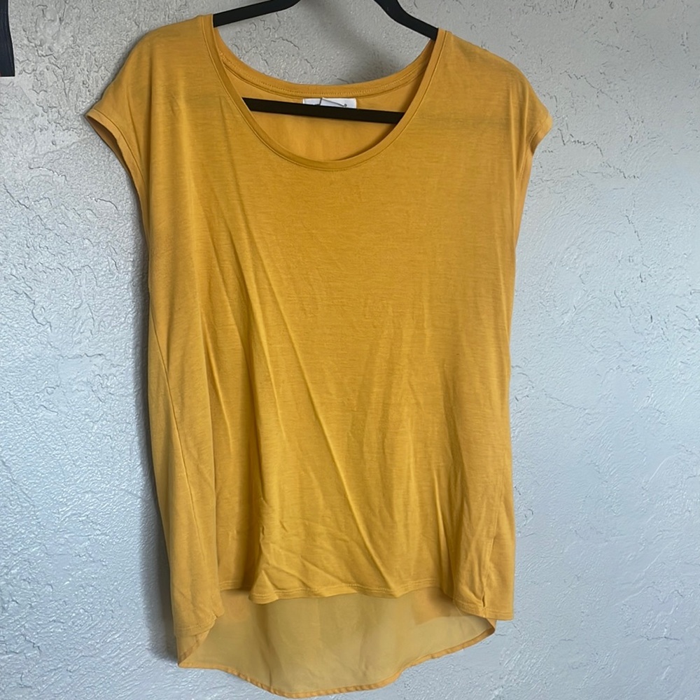 Yellow Butterfly Back Yellow Liz Claiborne Blouse